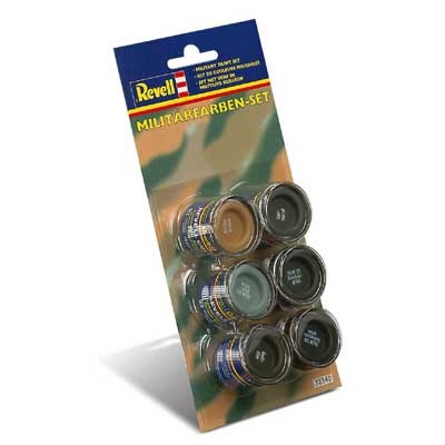Revell set met verf in militaire kleuren
