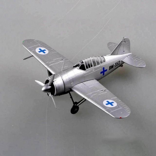 Trumpeter 1/72 F2a AF Bw-352