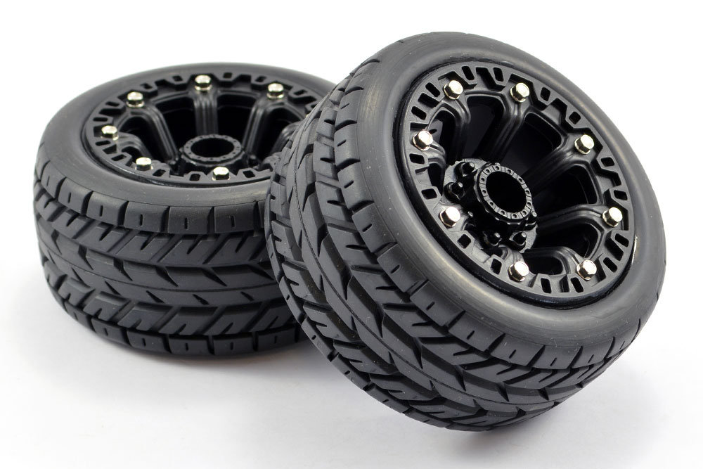 Fastrax Arrow banden op zwarte 8-spaaks velgen - 1/16 E-Revo, Summit, Savage XS