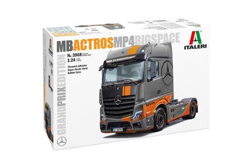 Italeri 1/24 MB ACTROS MP4 BIG SPACE GRAND PRIX EDITION