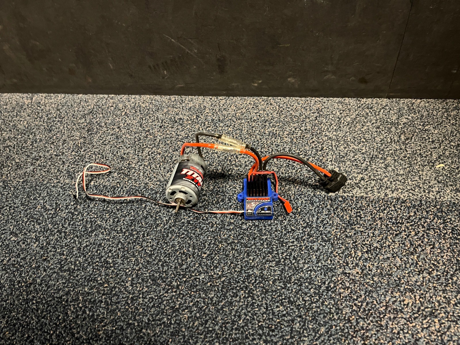 Tweedehands Traxxas 21T motor + XL-5 HV regelaar