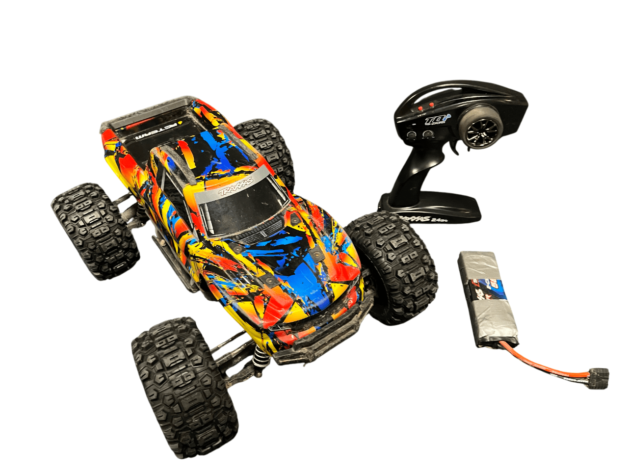 Tweedehands Traxxas Hoss 4x4 MT VXL Solar met 5800mah 2S lipo