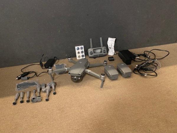 Tweedehands DJI Mavic 2 Zoom met 3x accu, kabels en filterset