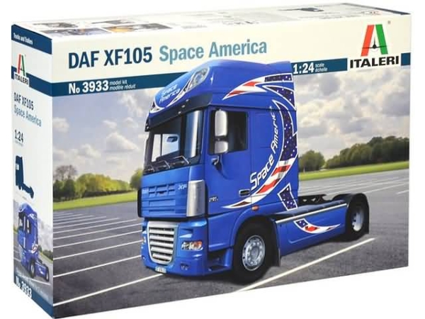 Italeri 1/24 DAF XF105 Space America