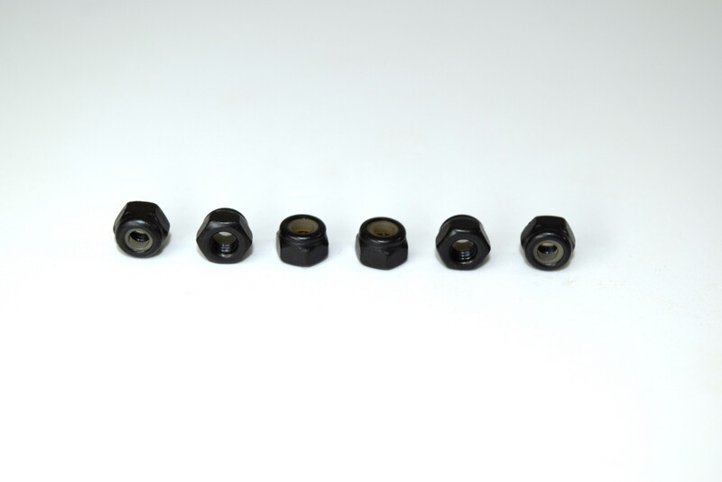 Nylon nut M3 (6) ATC 2.4 RTR/BL (1230219)