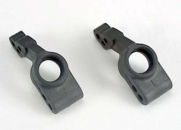 Stub axle carriers, rear (1.5 degree toe in) (l&r)
